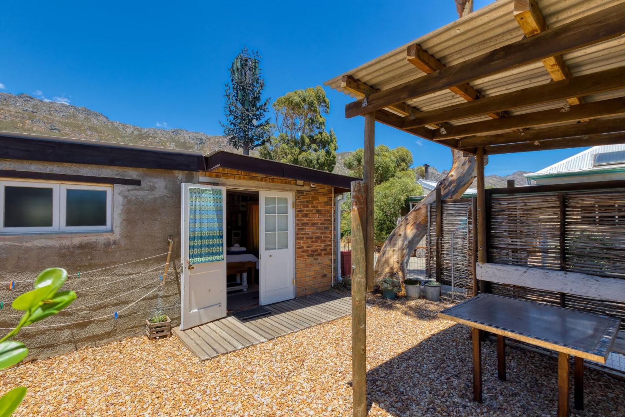 The Yard Homestay