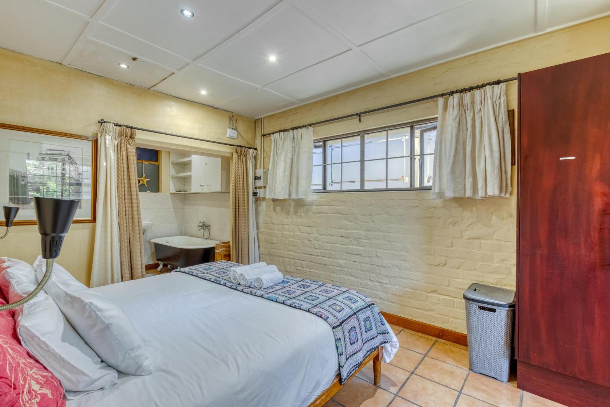 The Yard * Gordons Bay